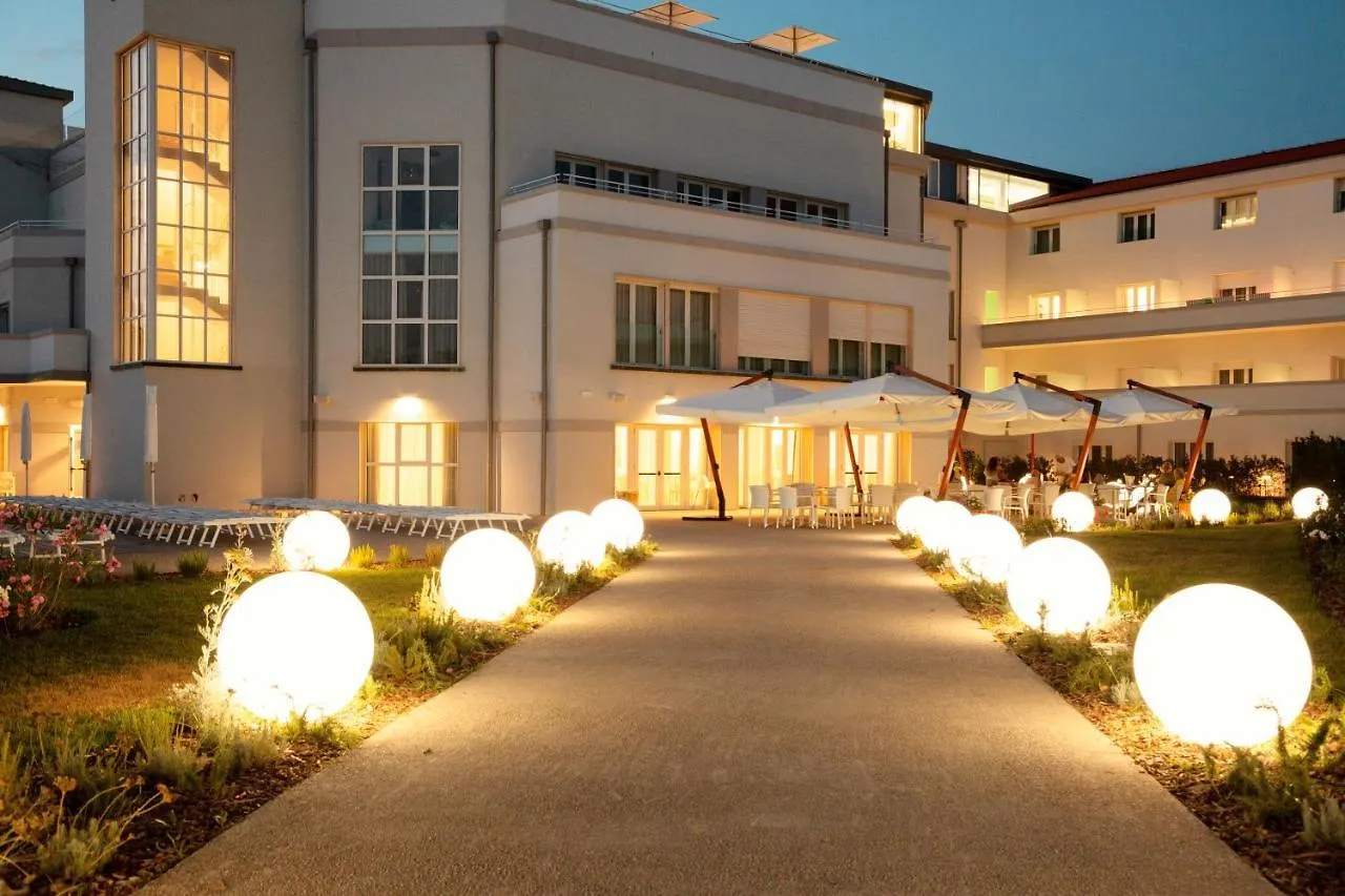 Toscana Charme Apartments Calambrone 0*,